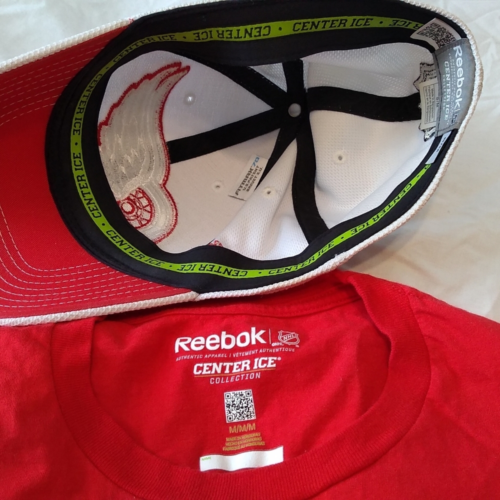 Lot of 3 NHL Detroit Red Wings Reebok Center Ice - Picture 3 of 5